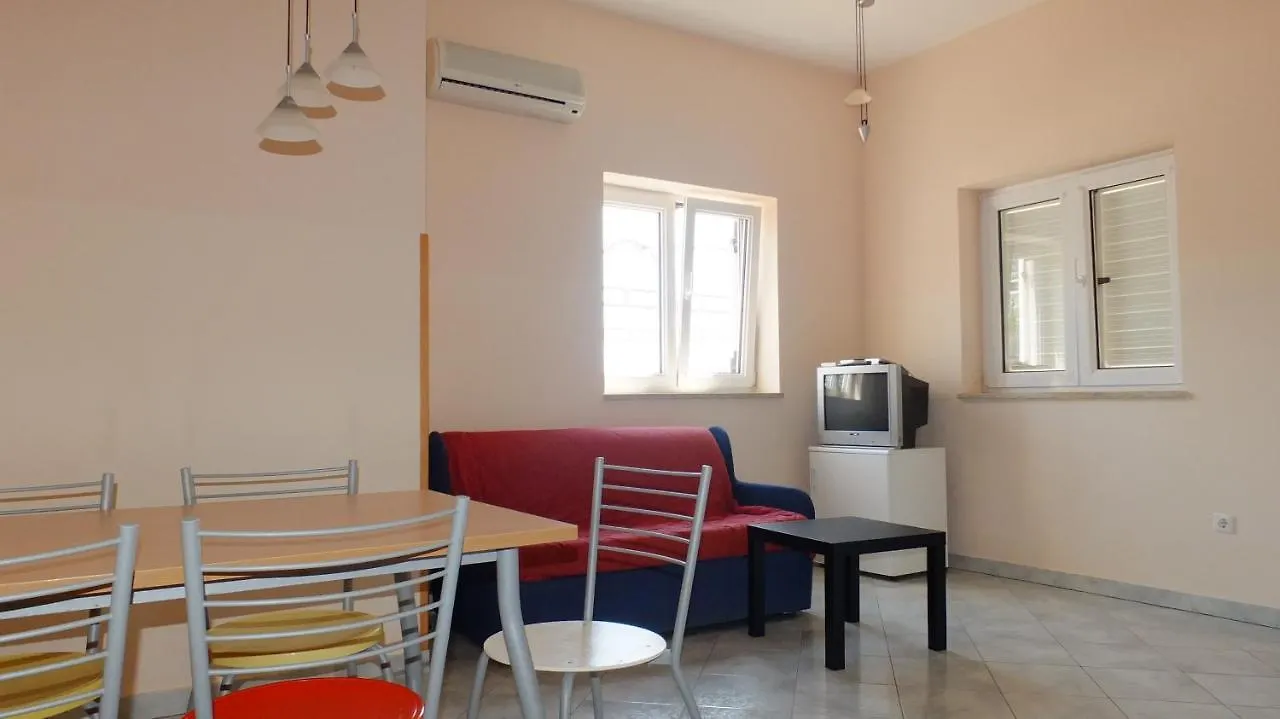 Apartments Miriam Premantura Croatia
