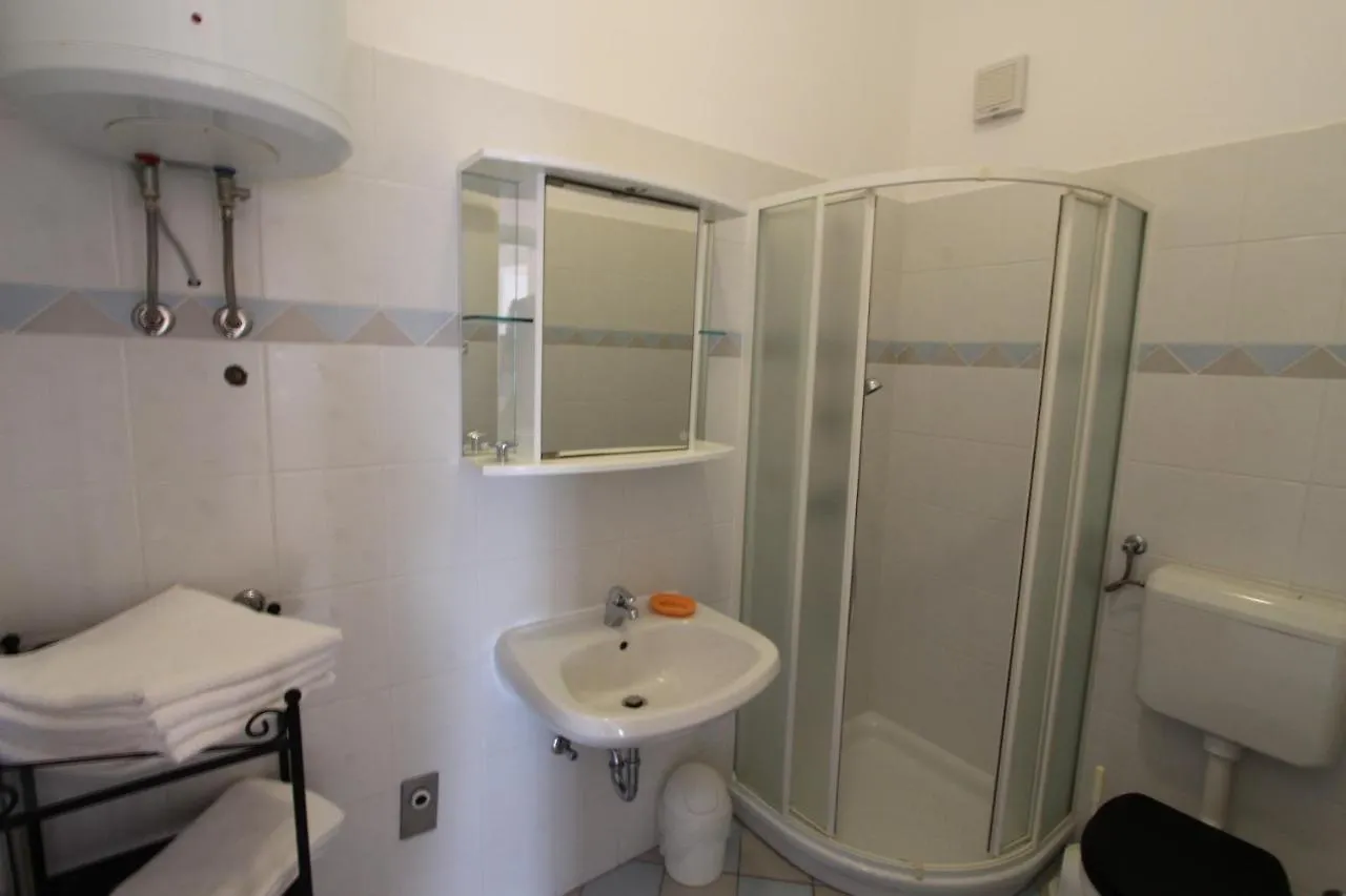 Apartments Miriam Premantura Croatia